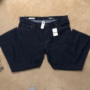 NWT standard fit men Gap Jeans 👖dark straight leg
